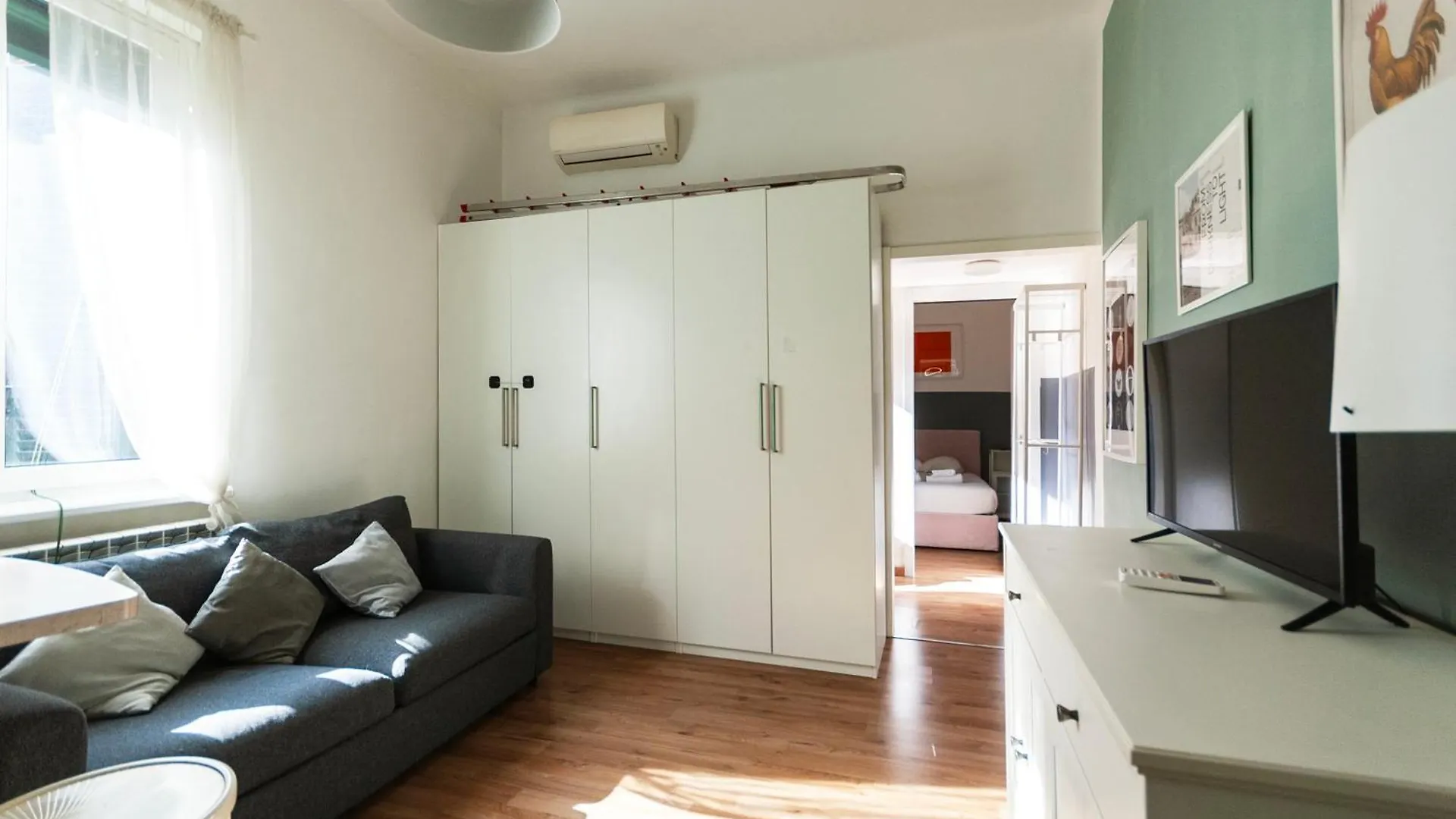 Apartment Youhosty - Salvator Rosa 20 Milan Italy