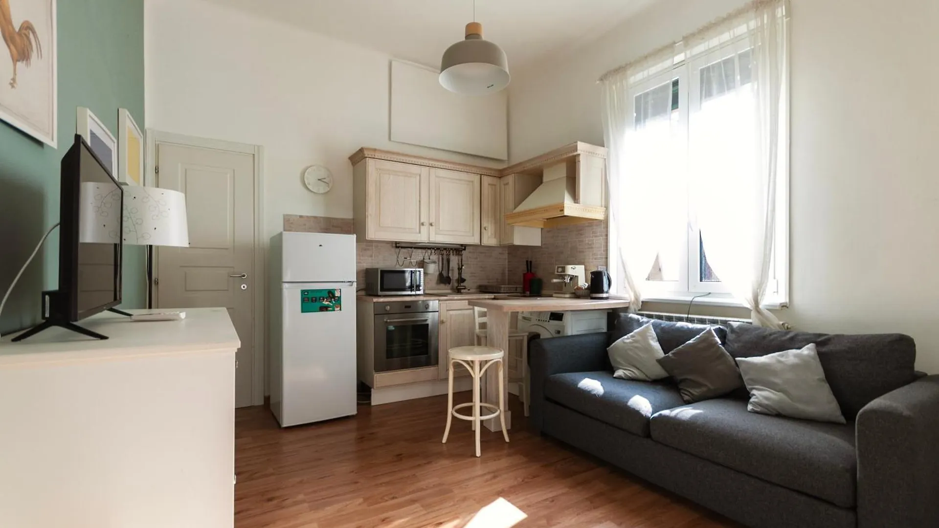 Apartman Youhosty - Salvator Rosa 20 Milánó